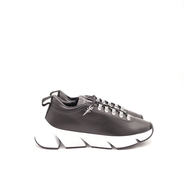 Sneaker, schwarz