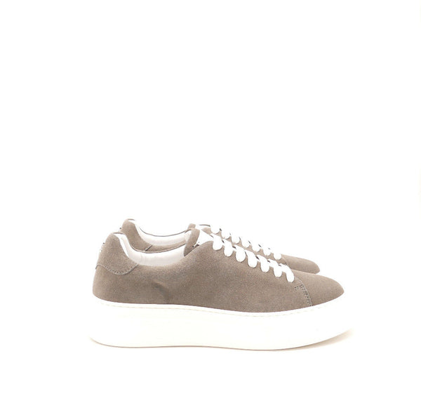 Sneaker, grau