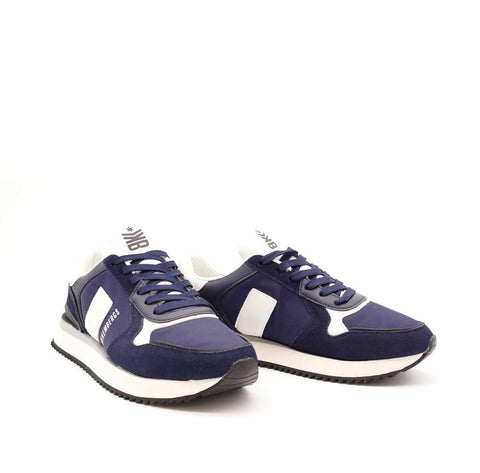 Sneaker, blau